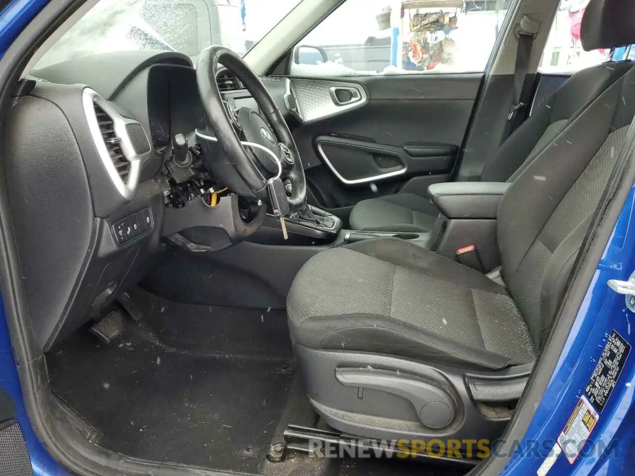 7 fotografías del automóvil dañado KNDJ23AU5L7034741 KIA SOUL 2020