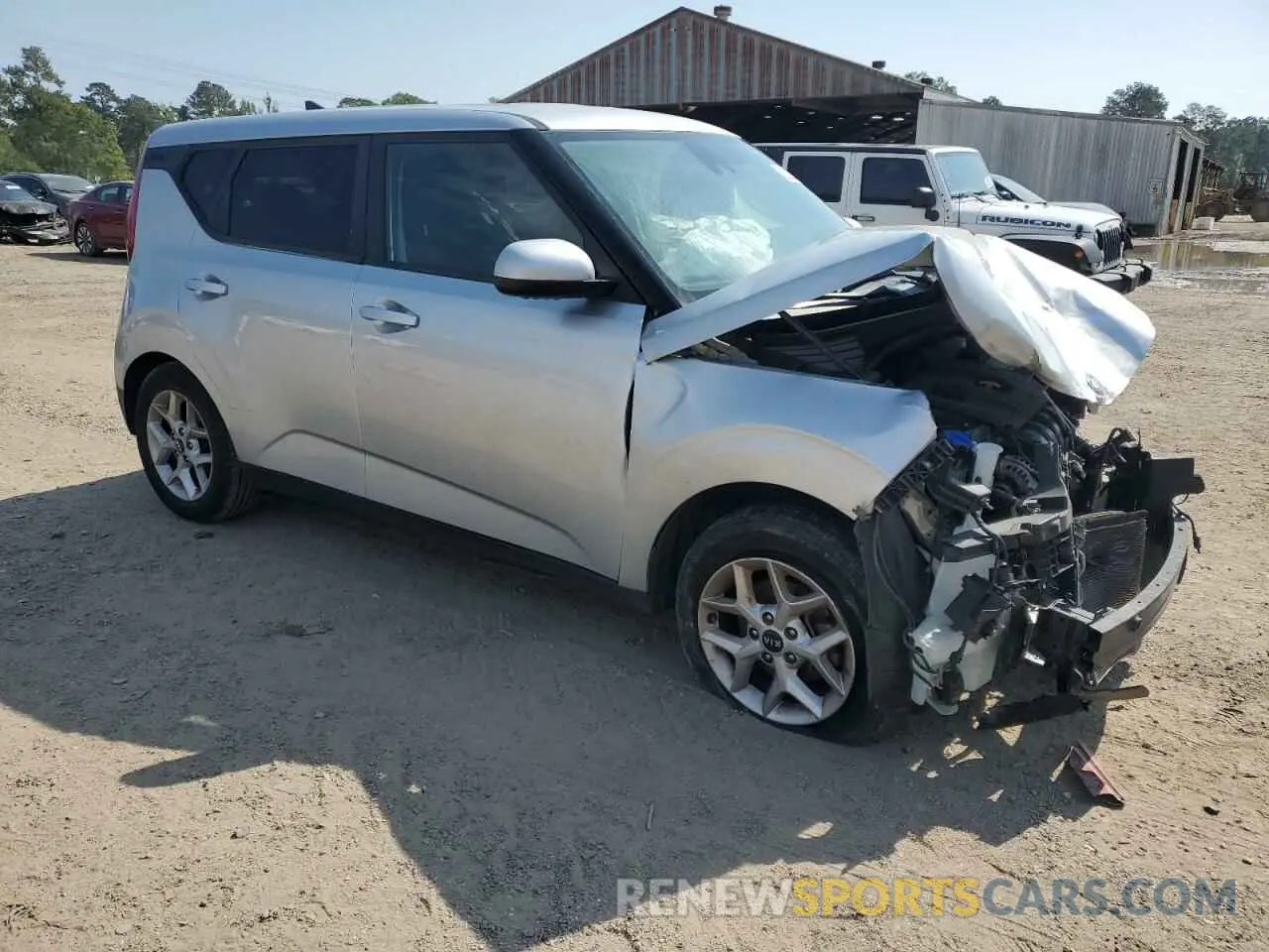 4 fotografías del automóvil dañado KNDJ23AU5L7038742 KIA SOUL 2020