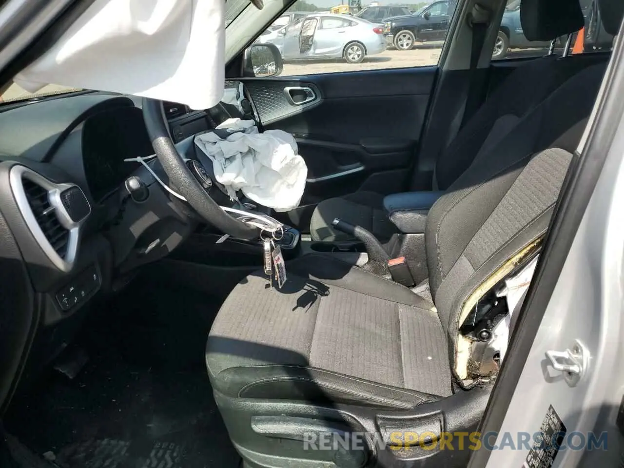 7 fotografías del automóvil dañado KNDJ23AU5L7038742 KIA SOUL 2020