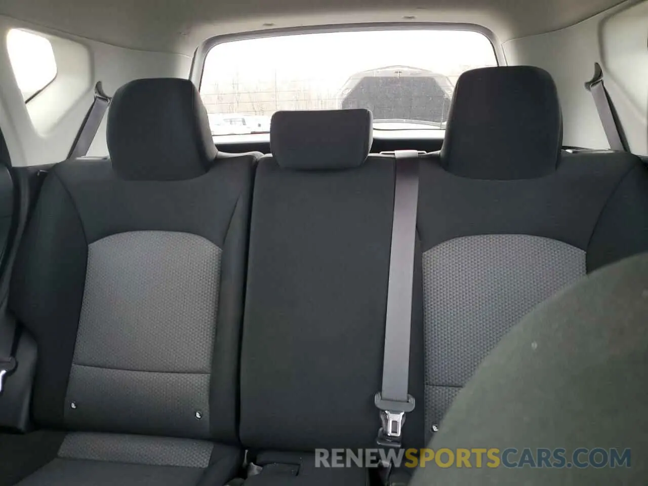 10 fotografías del automóvil dañado KNDJ23AU5L7046940 KIA SOUL 2020