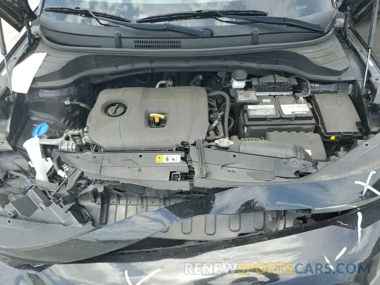 11 fotografías del automóvil dañado KNDJ23AU5L7121720 KIA SOUL 2020