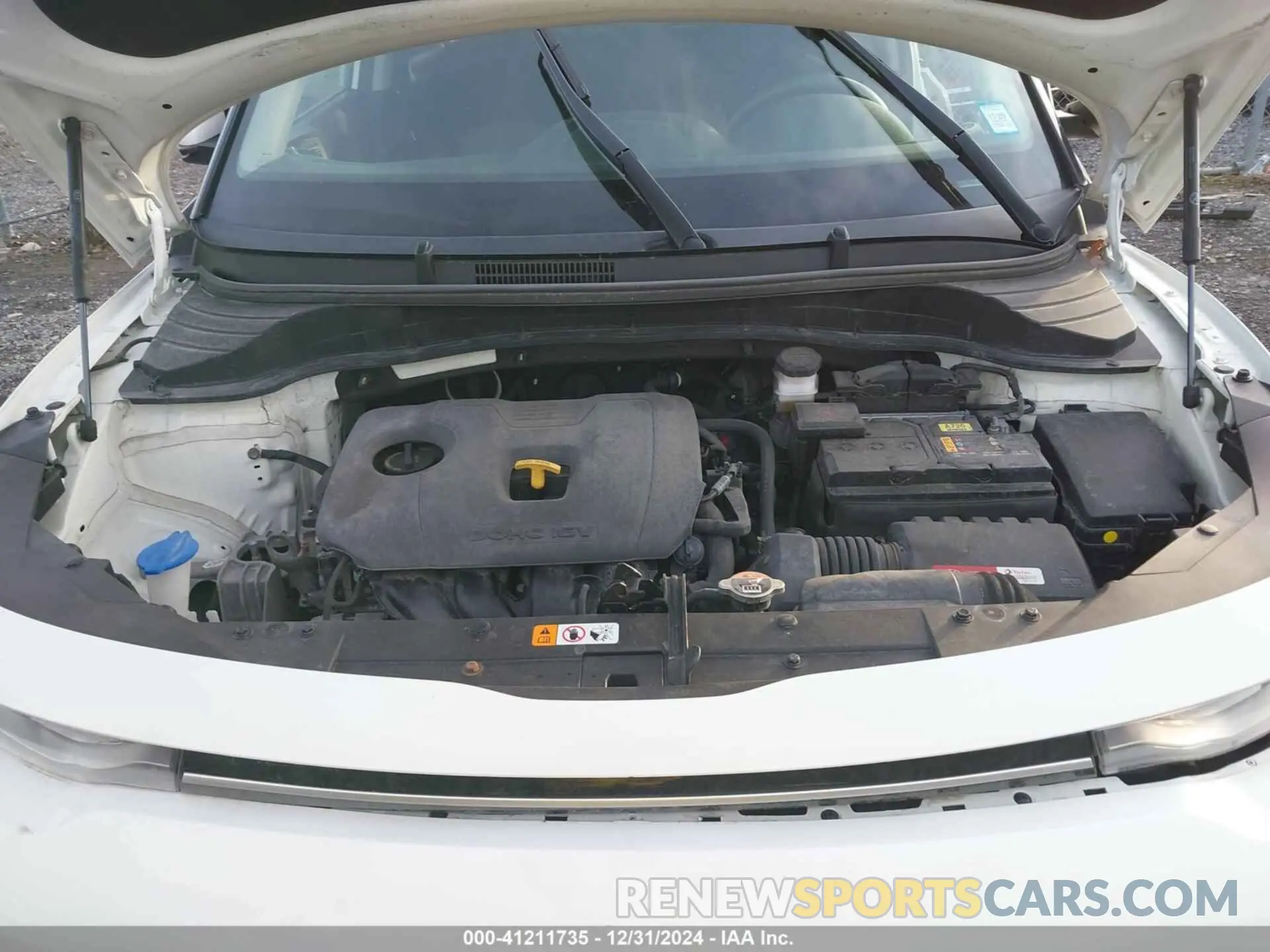 10 fotografías del automóvil dañado KNDJ23AU5L7703963 KIA SOUL 2020