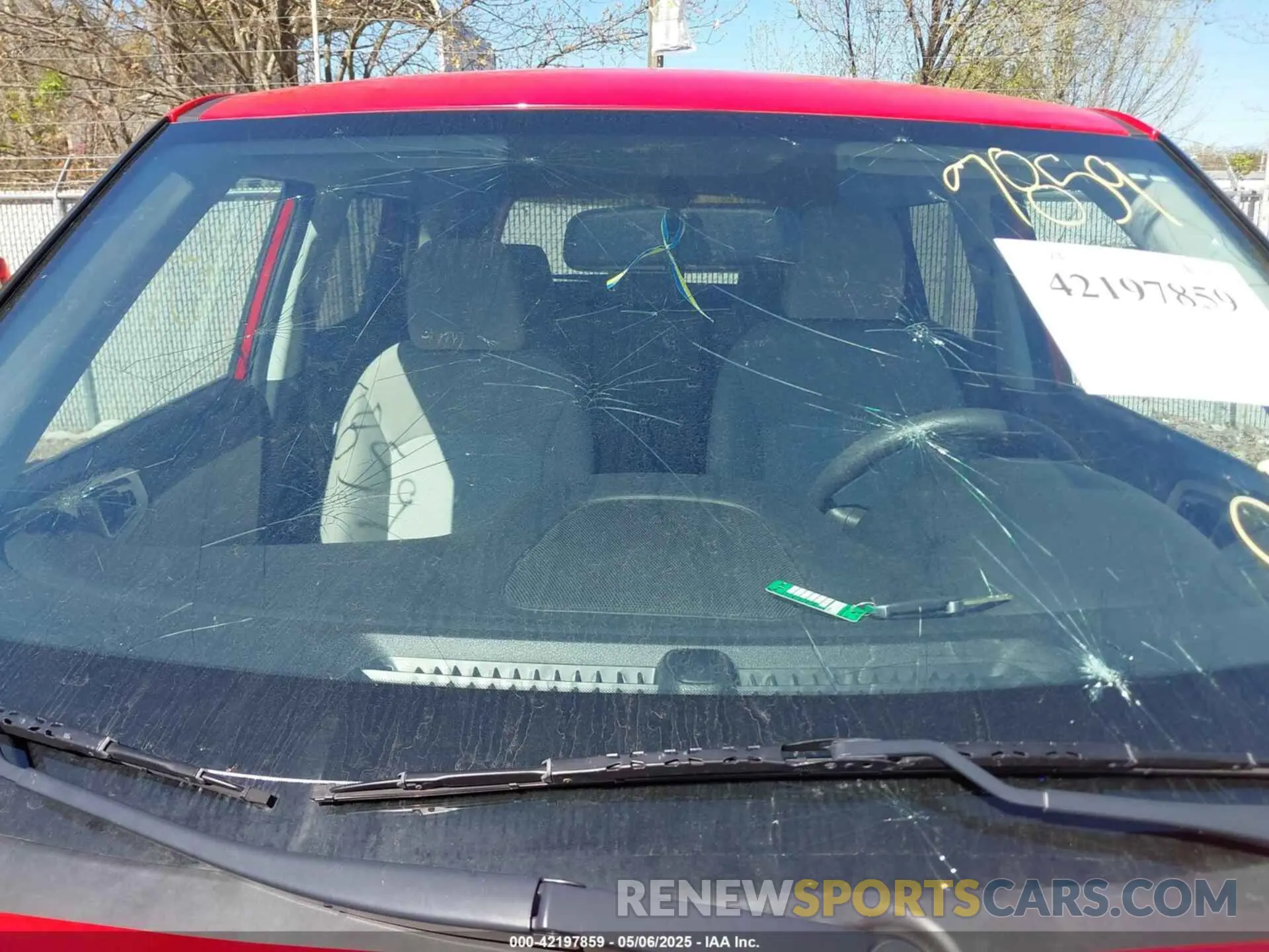 17 fotografías del automóvil dañado KNDJ23AU5L7713697 KIA SOUL 2020