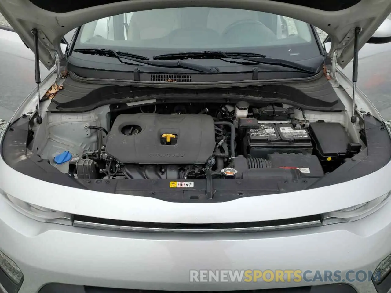 11 fotografías del automóvil dañado KNDJ23AU6L7003367 KIA SOUL 2020