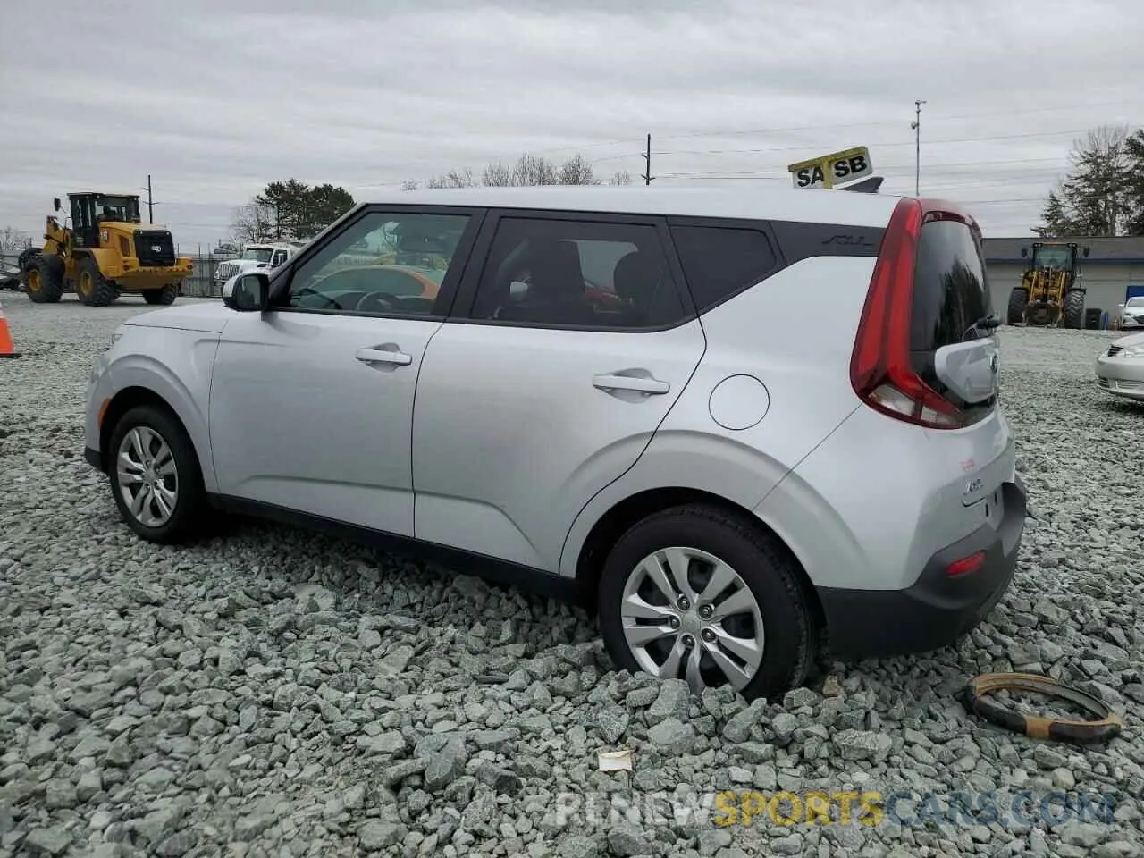 2 fotografías del automóvil dañado KNDJ23AU6L7003367 KIA SOUL 2020