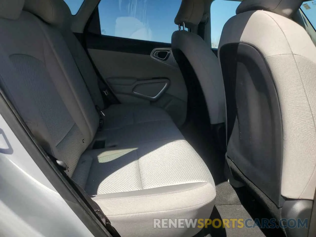 10 fotografías del automóvil dañado KNDJ23AU6L7031220 KIA SOUL 2020