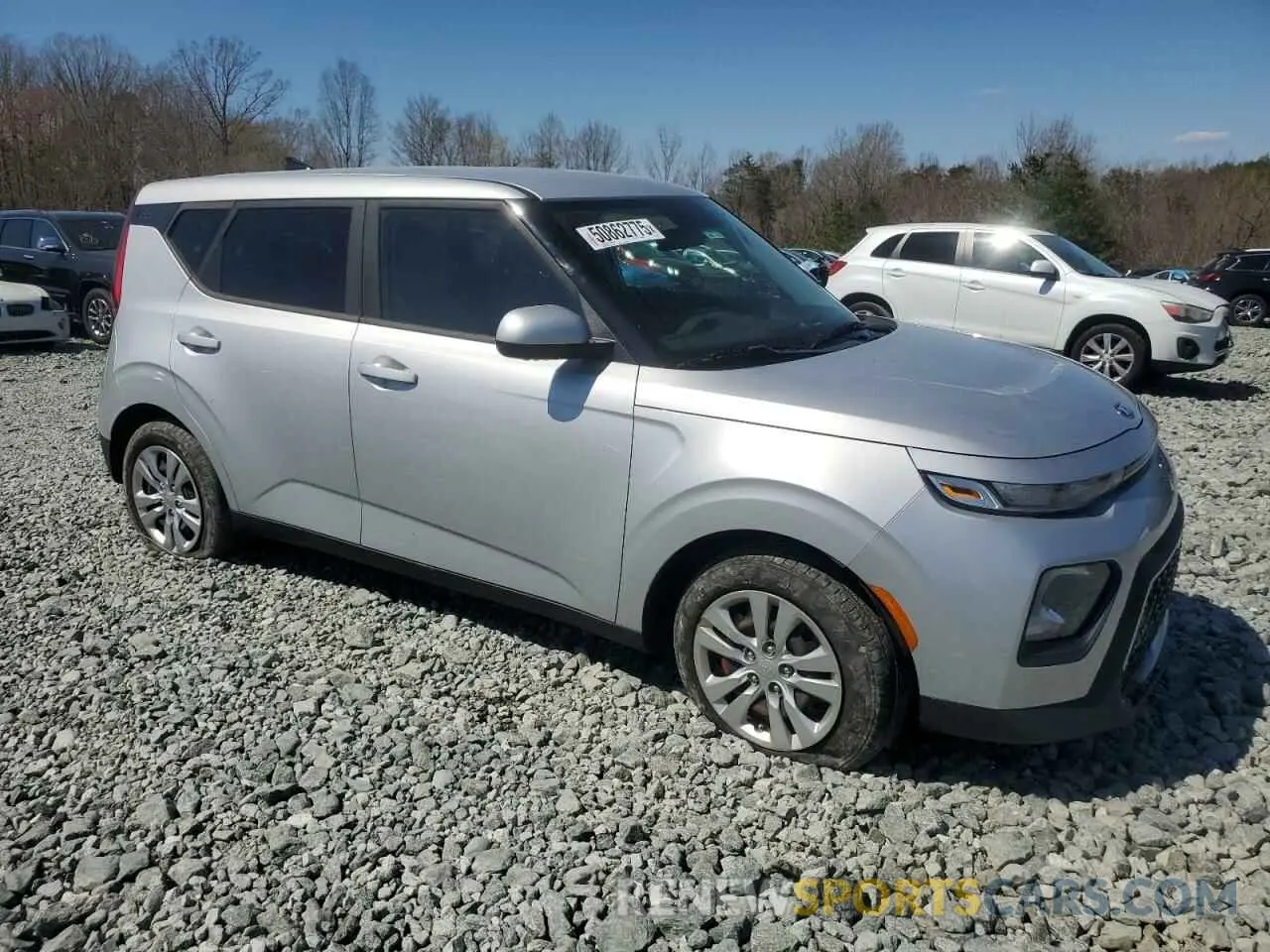 4 fotografías del automóvil dañado KNDJ23AU6L7031220 KIA SOUL 2020