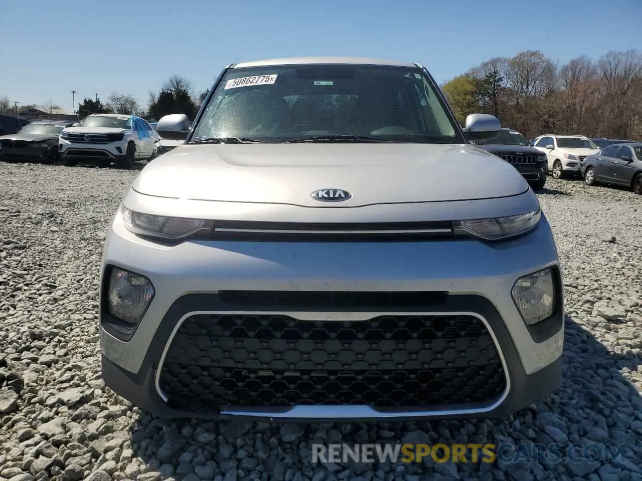 5 fotografías del automóvil dañado KNDJ23AU6L7031220 KIA SOUL 2020