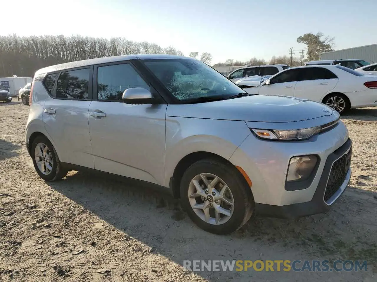 4 fotografías del automóvil dañado KNDJ23AU6L7057154 KIA SOUL 2020
