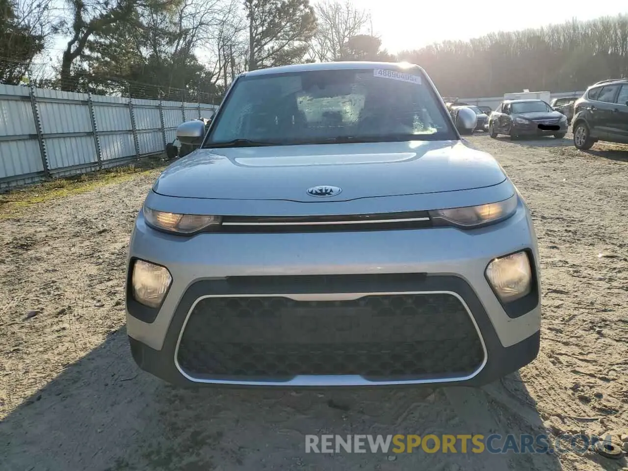 5 fotografías del automóvil dañado KNDJ23AU6L7057154 KIA SOUL 2020