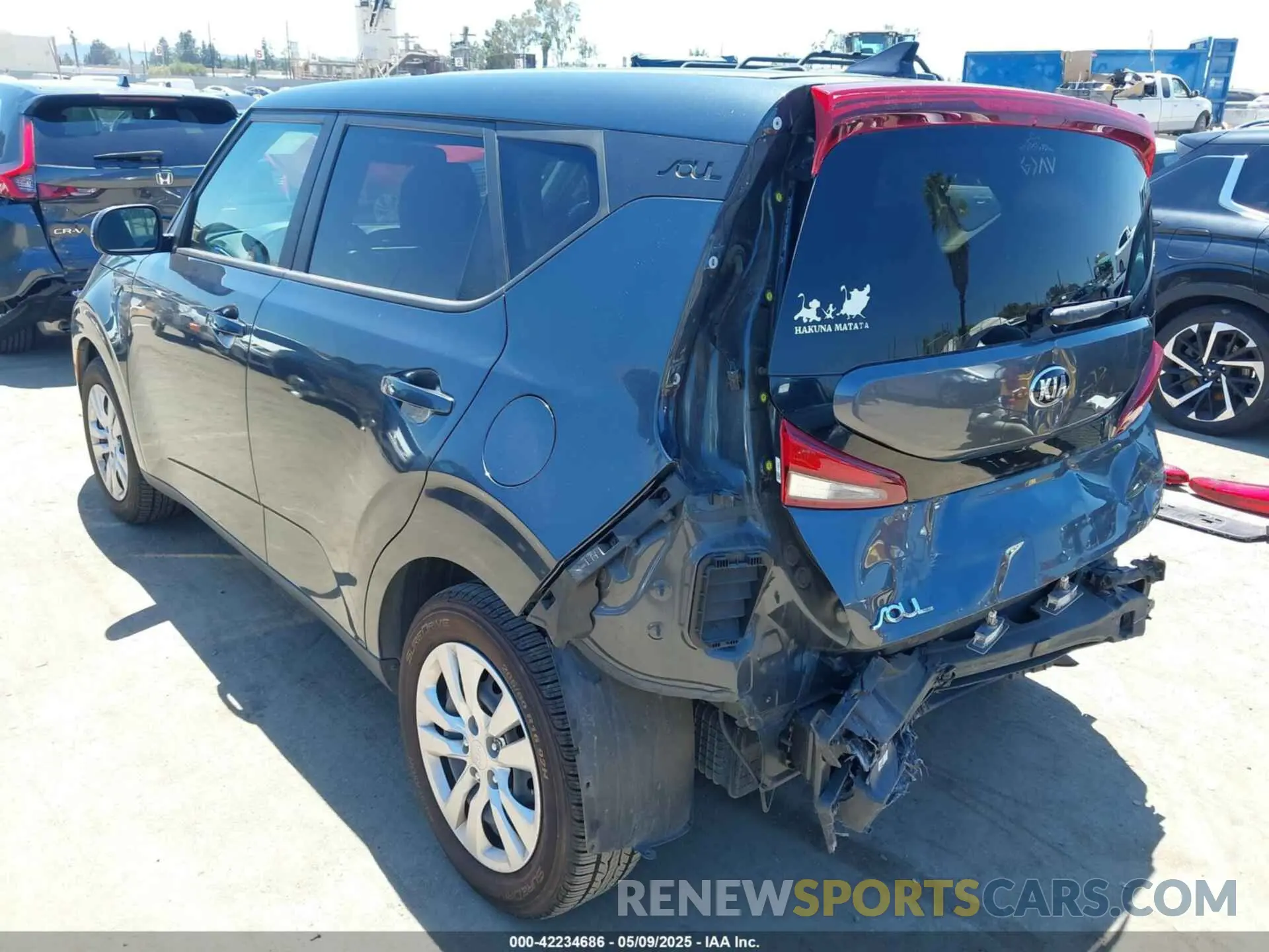 3 fotografías del automóvil dañado KNDJ23AU6L7090266 KIA SOUL 2020