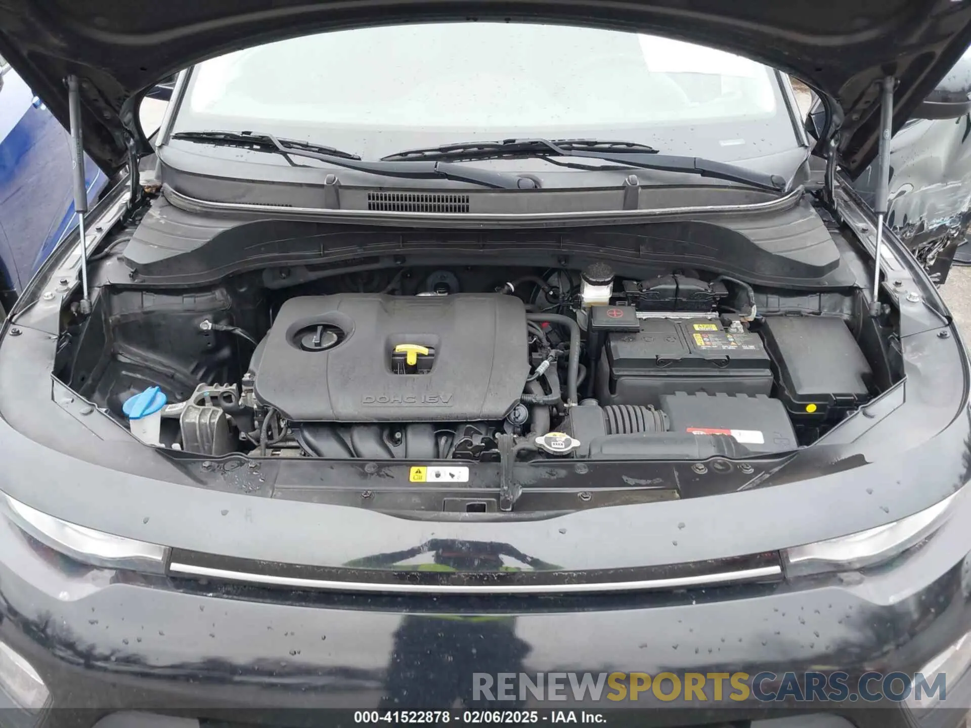 10 fotografías del automóvil dañado KNDJ23AU6L7121354 KIA SOUL 2020