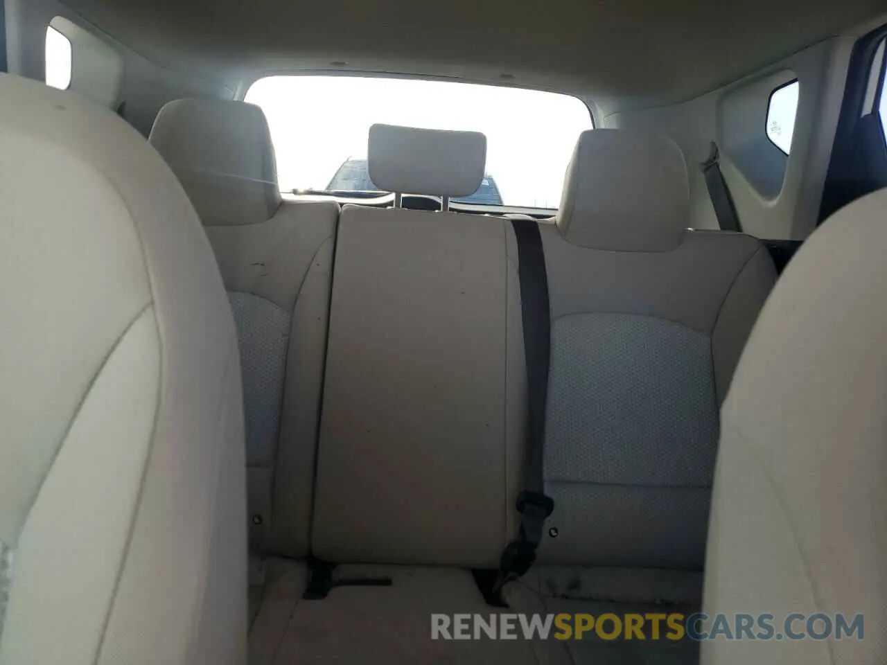 10 fotografías del automóvil dañado KNDJ23AU6L7705754 KIA SOUL 2020