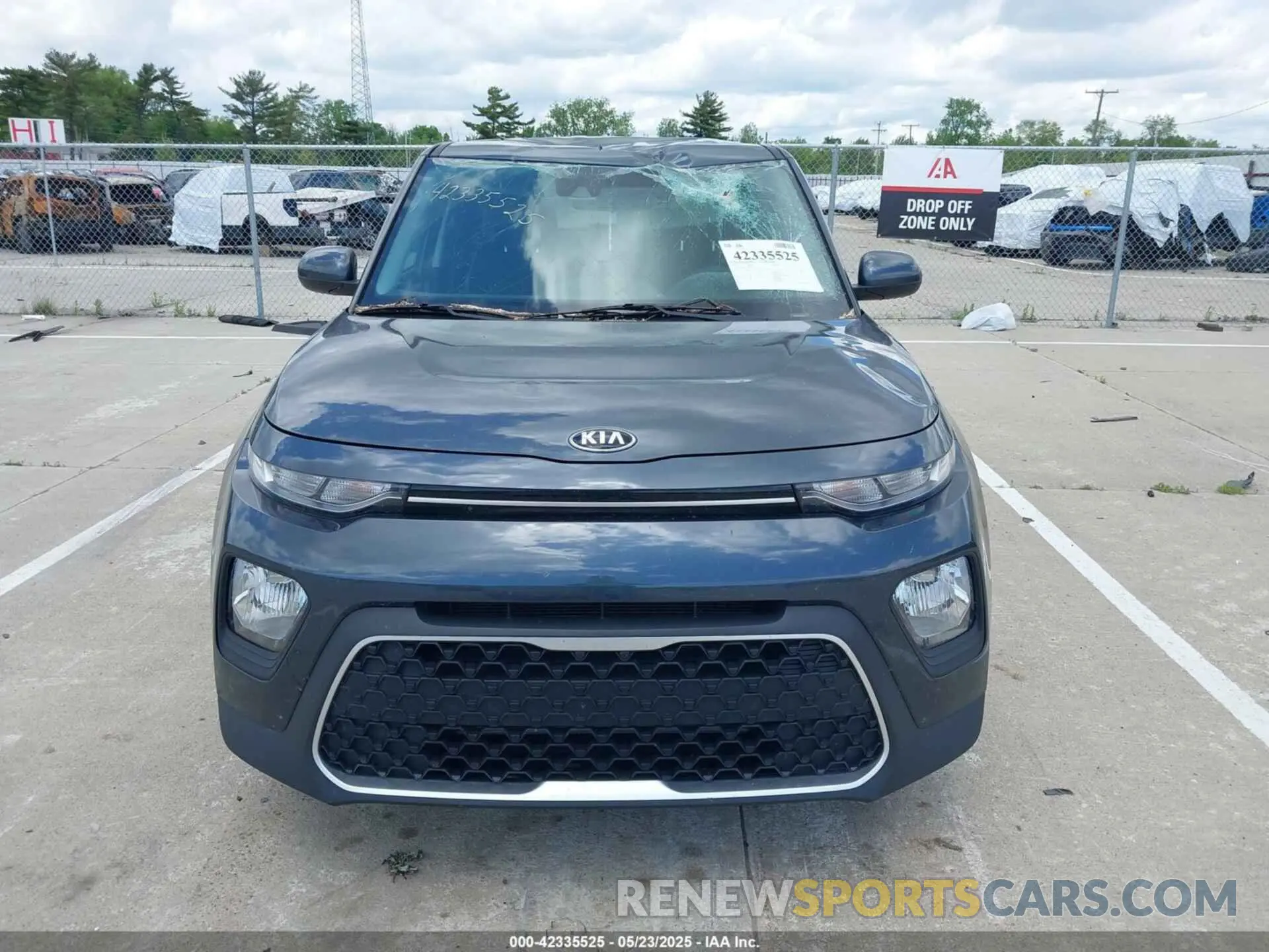 12 fotografías del automóvil dañado KNDJ23AU6L7717922 KIA SOUL 2020