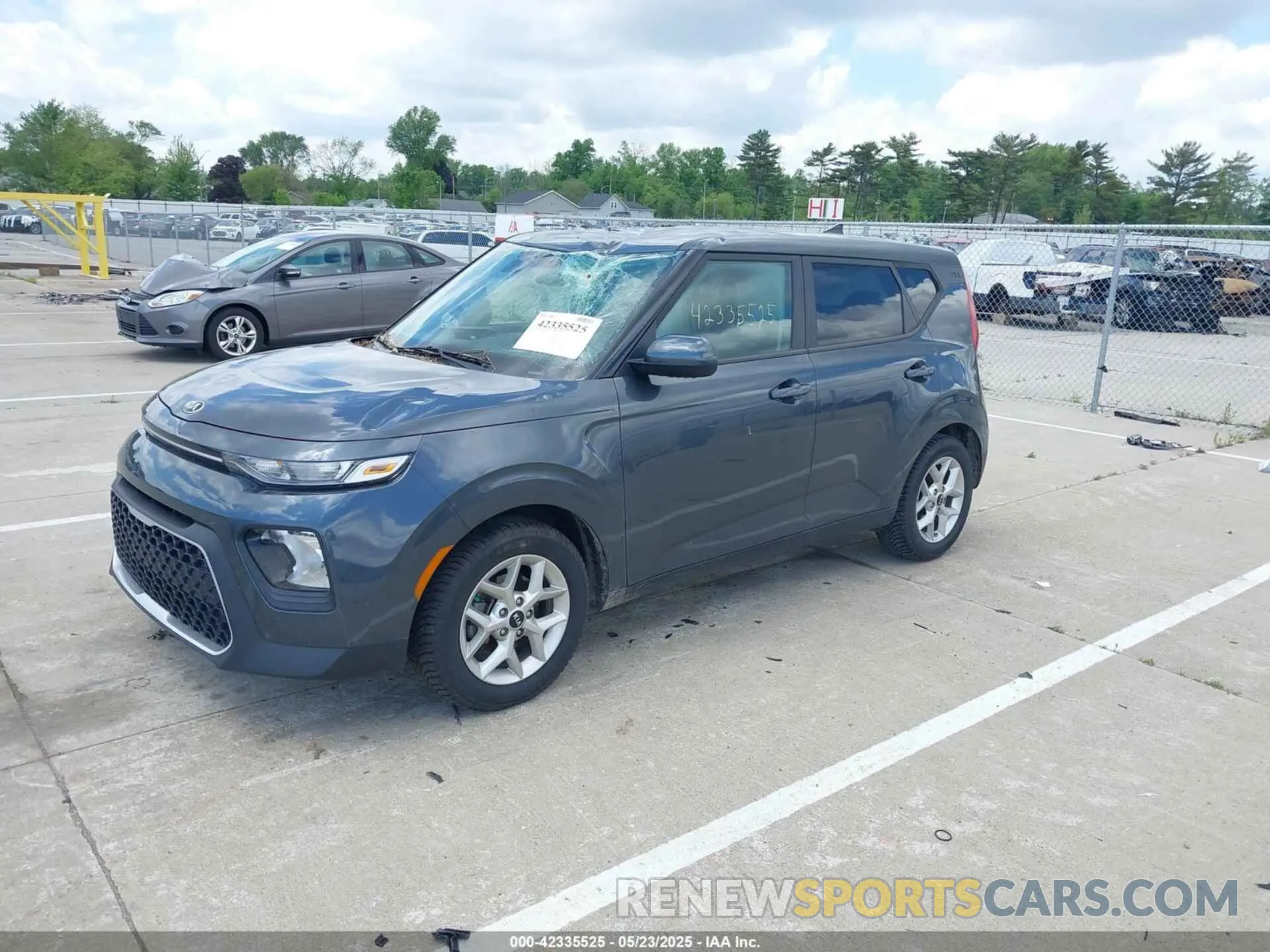 2 fotografías del automóvil dañado KNDJ23AU6L7717922 KIA SOUL 2020