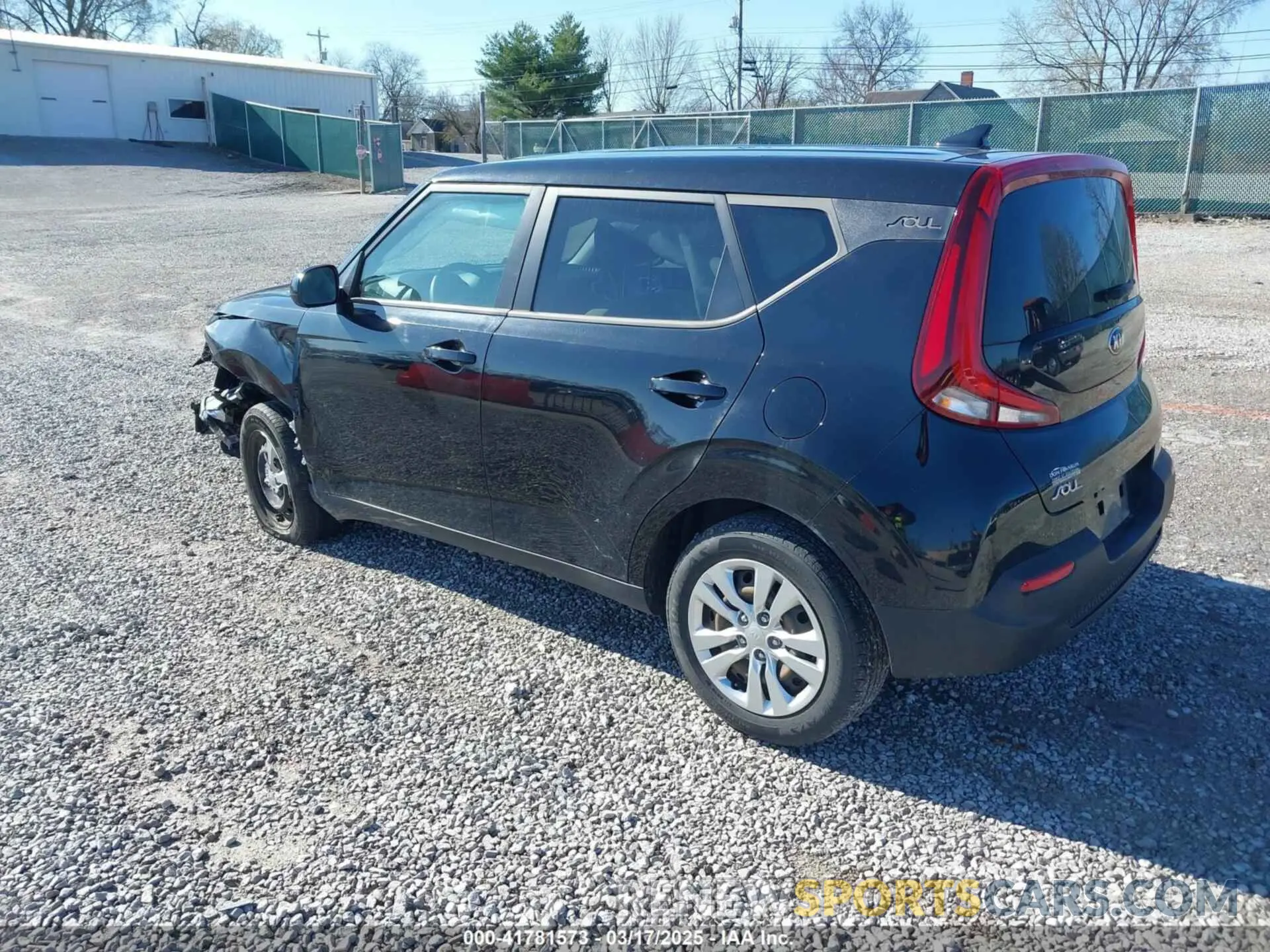 3 fotografías del automóvil dañado KNDJ23AU6L7724711 KIA SOUL 2020