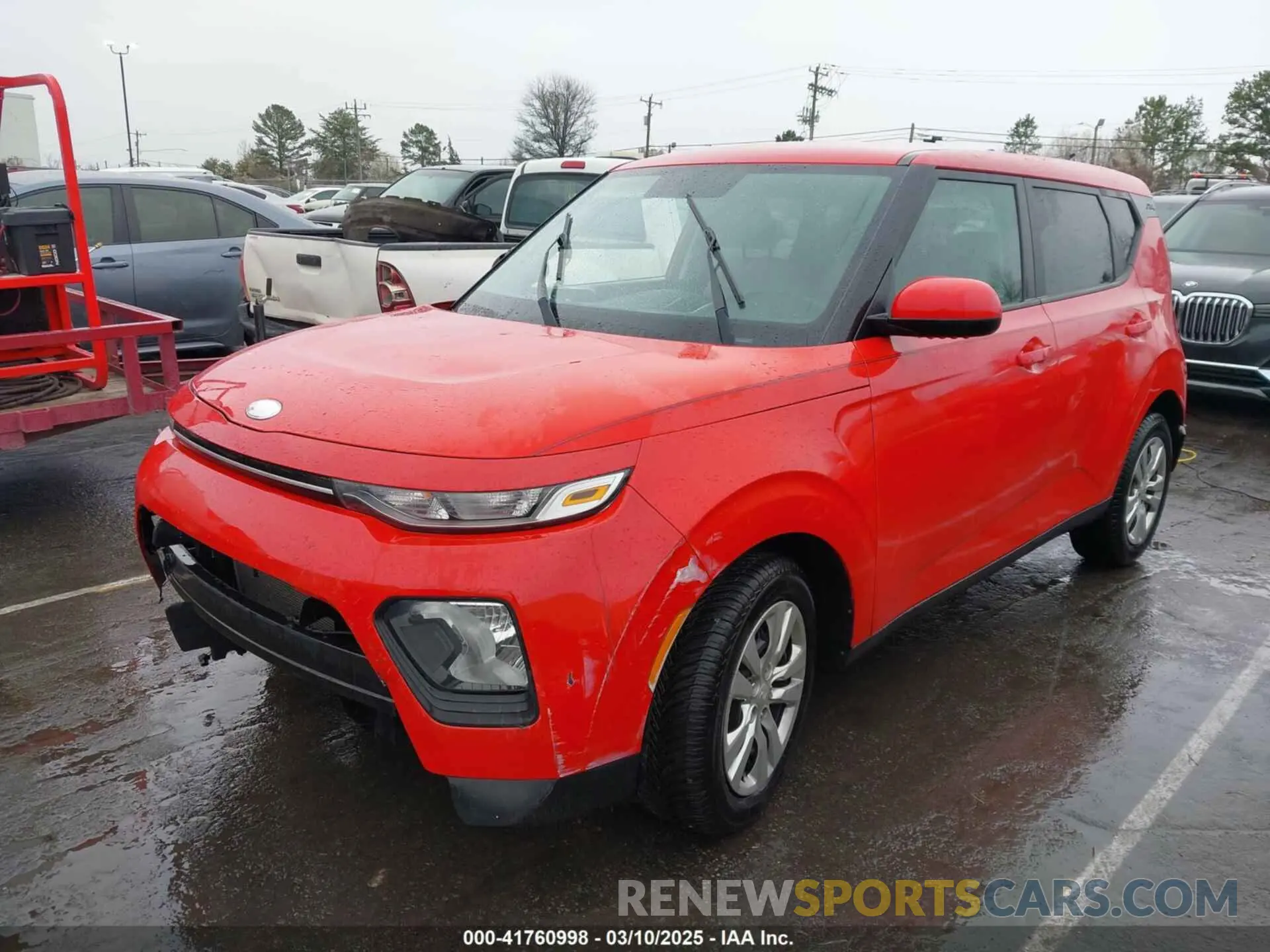 2 fotografías del automóvil dañado KNDJ23AU7L7016175 KIA SOUL 2020