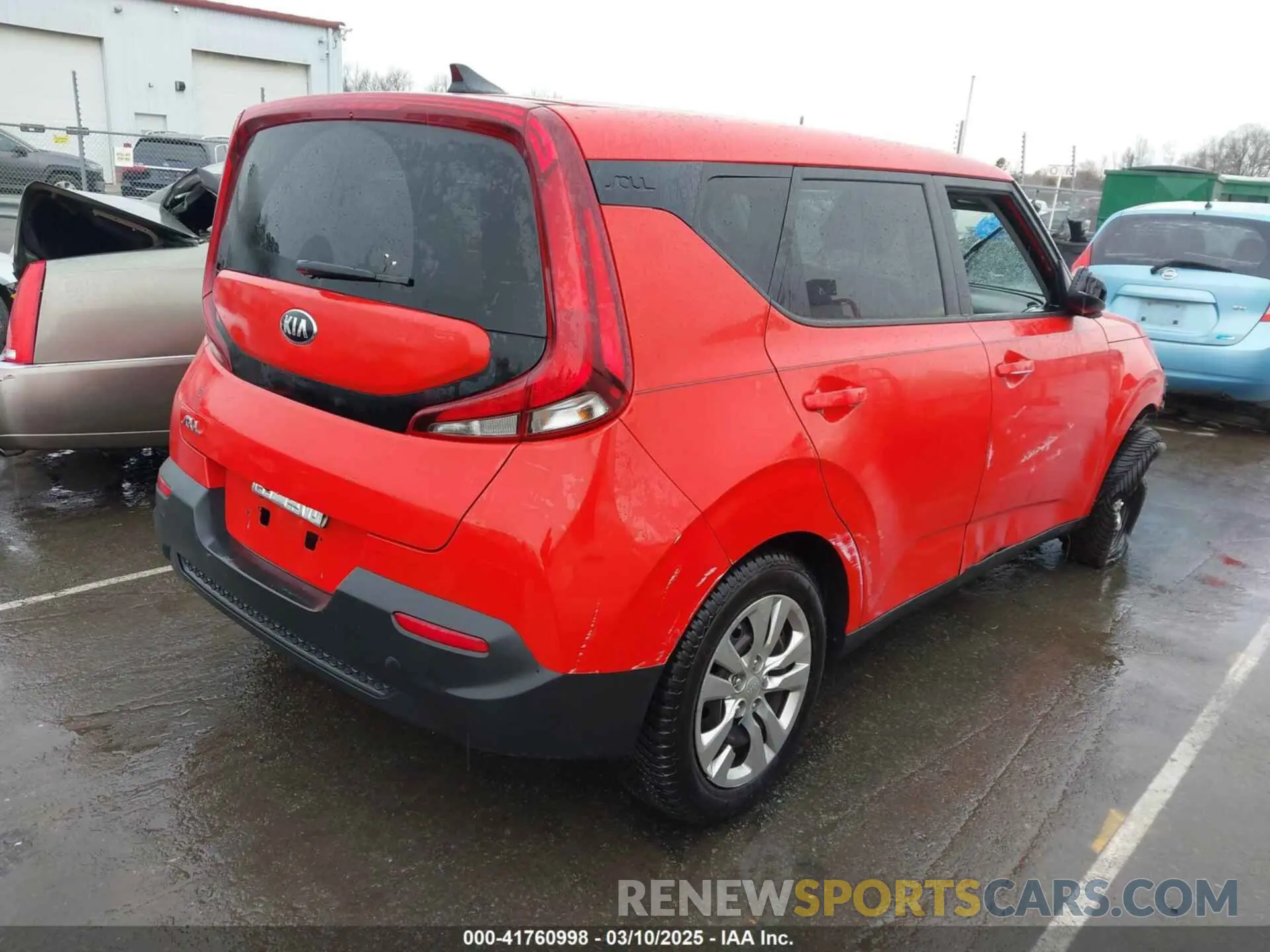 4 fotografías del automóvil dañado KNDJ23AU7L7016175 KIA SOUL 2020