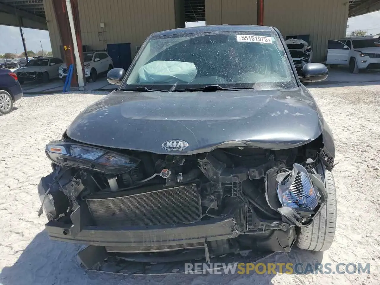 5 fotografías del automóvil dañado KNDJ23AU7L7035938 KIA SOUL 2020