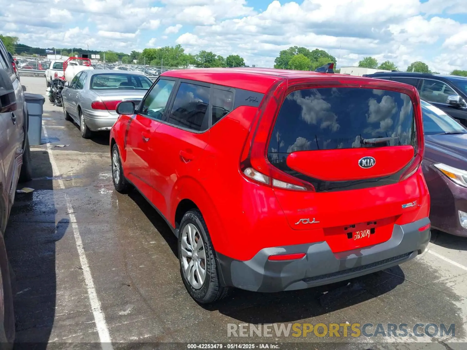 3 fotografías del automóvil dañado KNDJ23AU7L7041206 KIA SOUL 2020