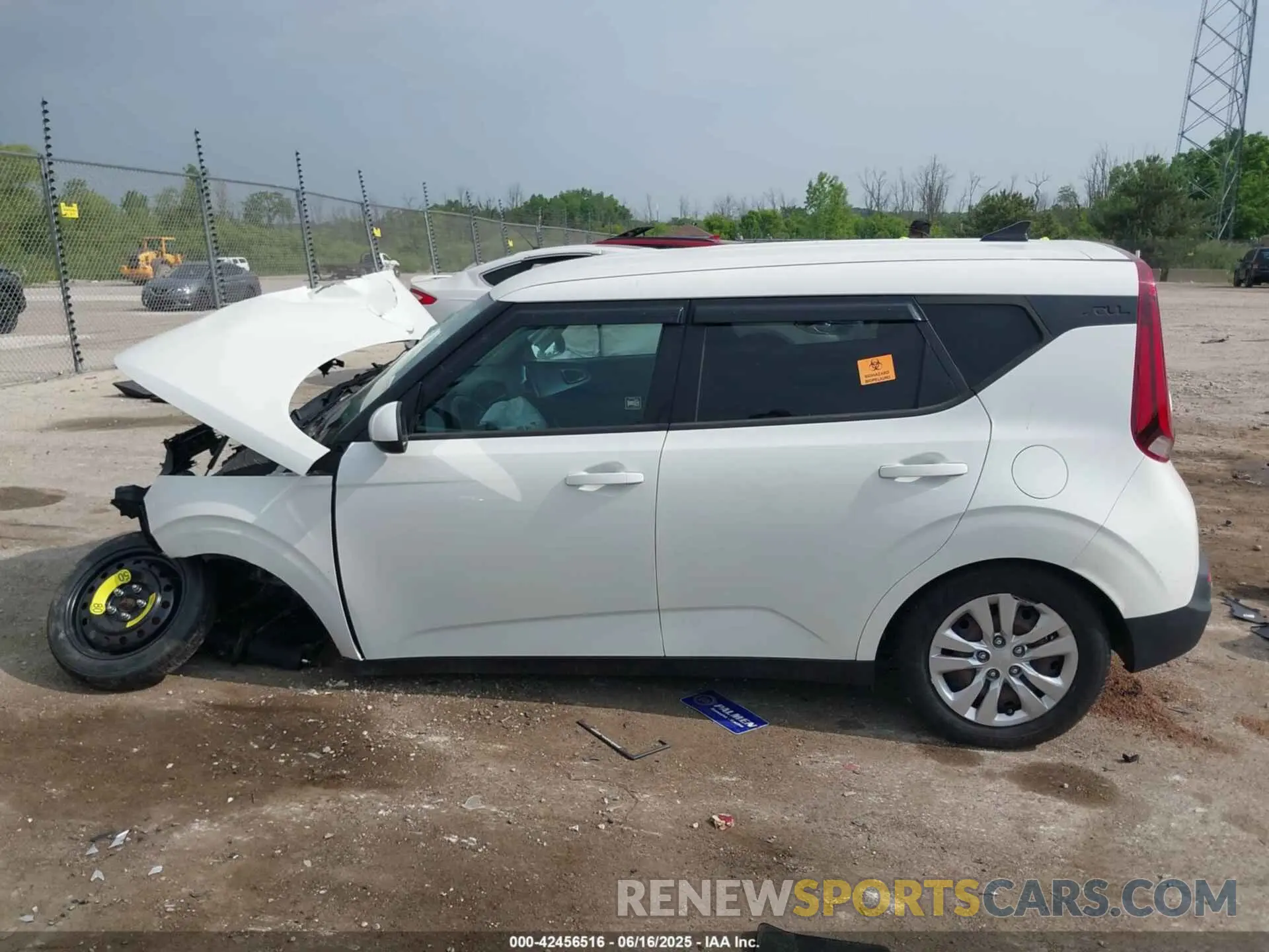 15 fotografías del automóvil dañado KNDJ23AU7L7057700 KIA SOUL 2020