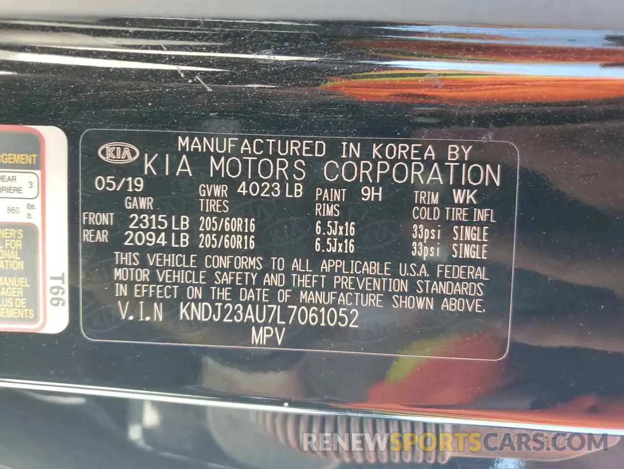 13 fotografías del automóvil dañado KNDJ23AU7L7061052 KIA SOUL 2020