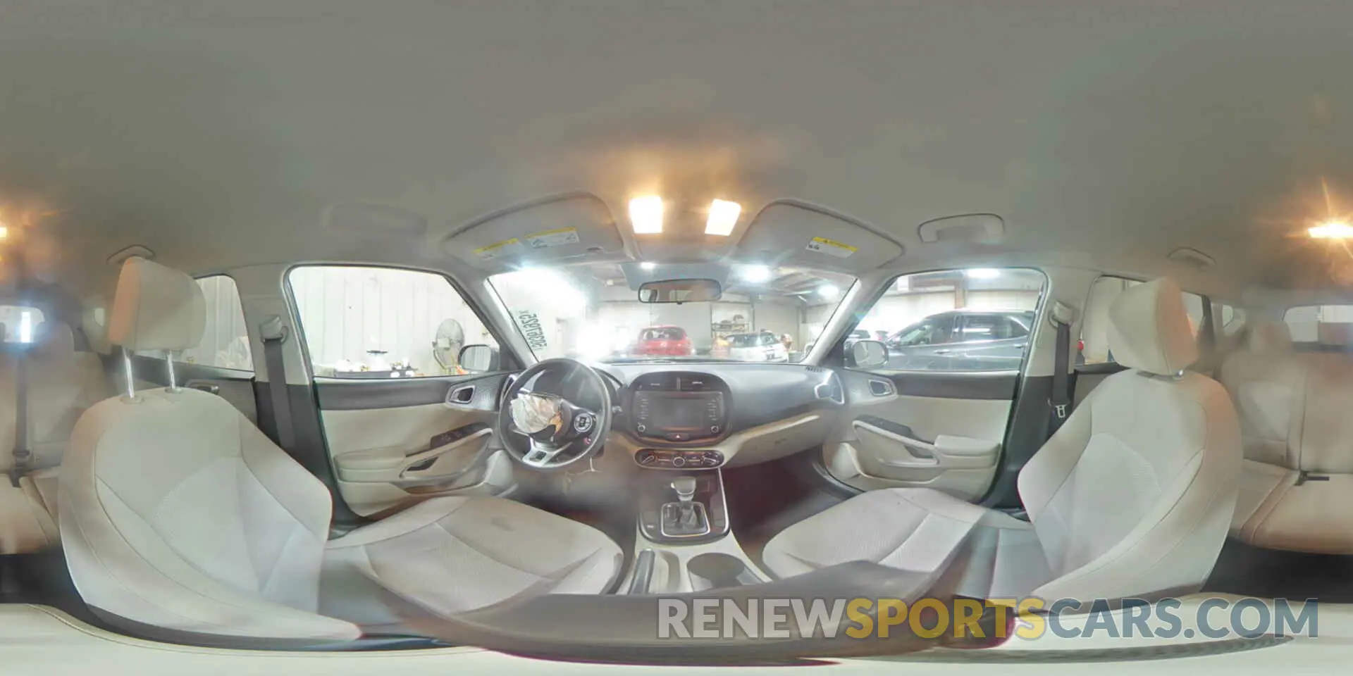14 fotografías del automóvil dañado KNDJ23AU7L7081219 KIA SOUL 2020