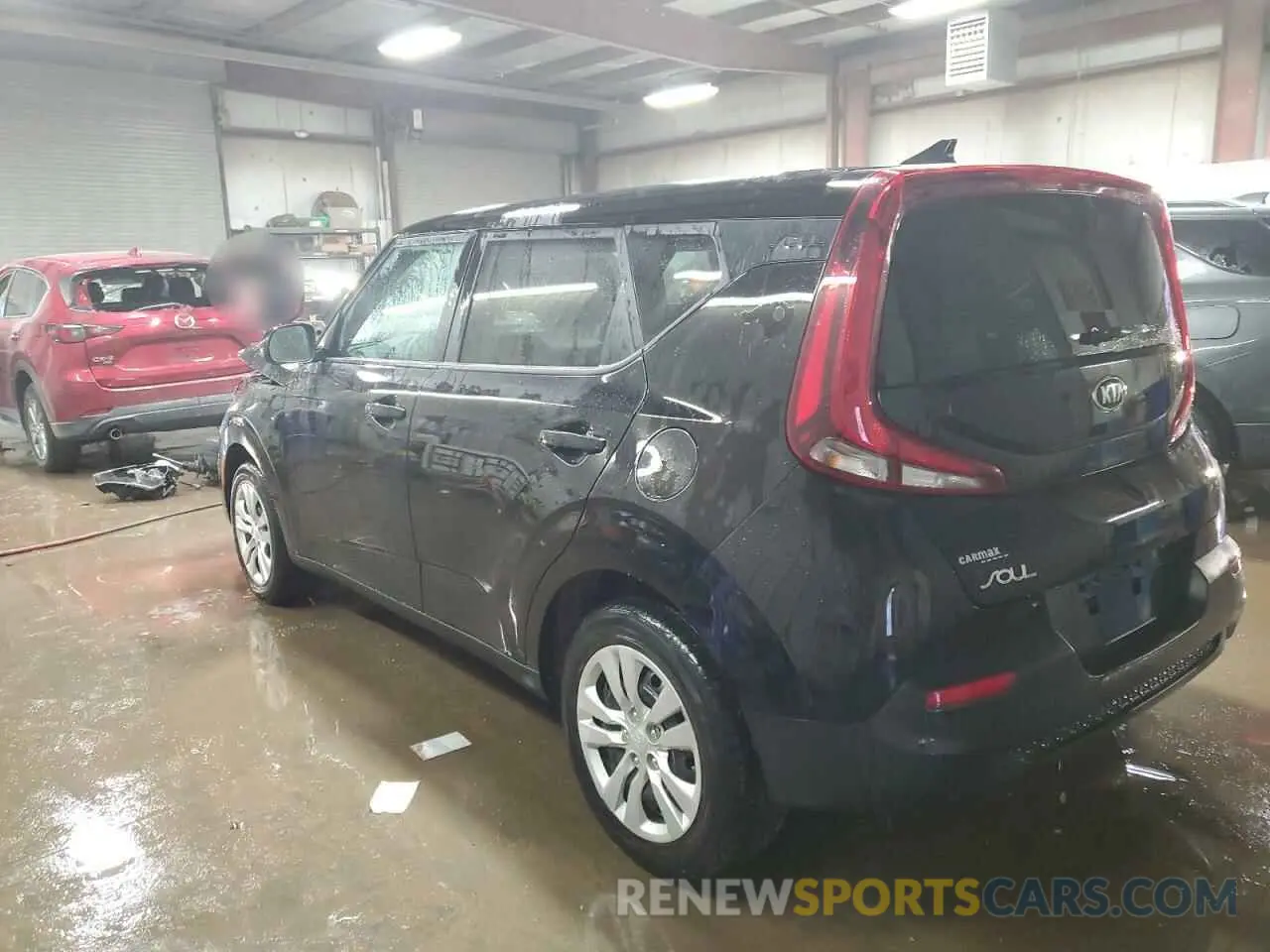 2 fotografías del automóvil dañado KNDJ23AU7L7081219 KIA SOUL 2020