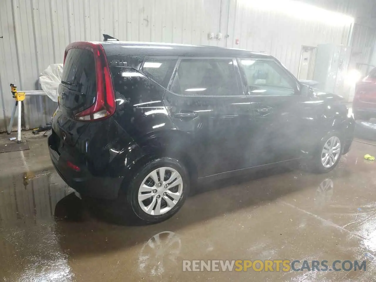 3 fotografías del automóvil dañado KNDJ23AU7L7081219 KIA SOUL 2020