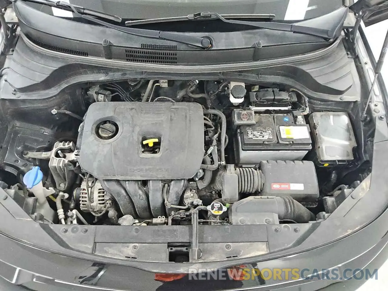 11 fotografías del automóvil dañado KNDJ23AU7L7714091 KIA SOUL 2020