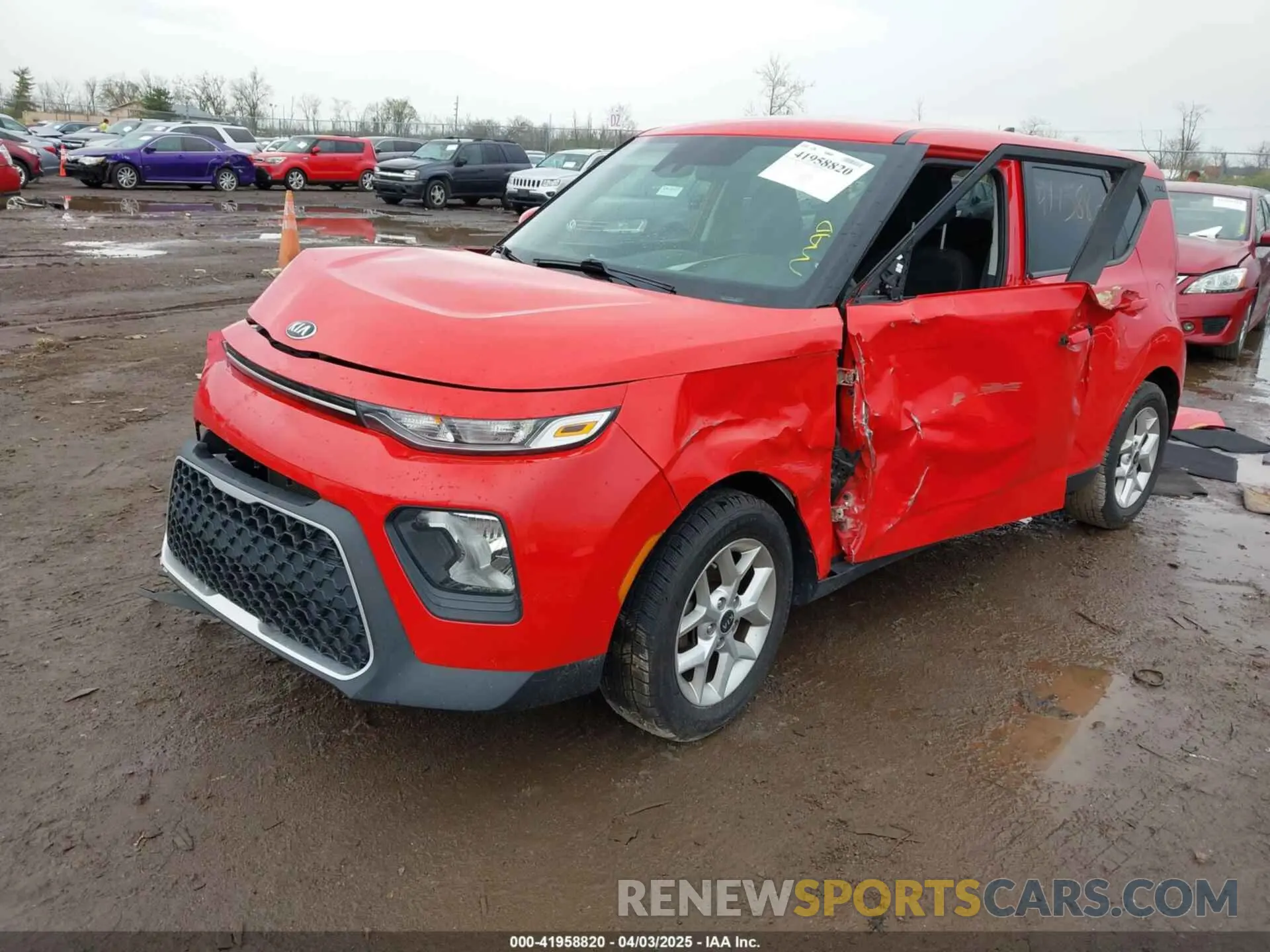 2 fotografías del automóvil dañado KNDJ23AU8L7002091 KIA SOUL 2020