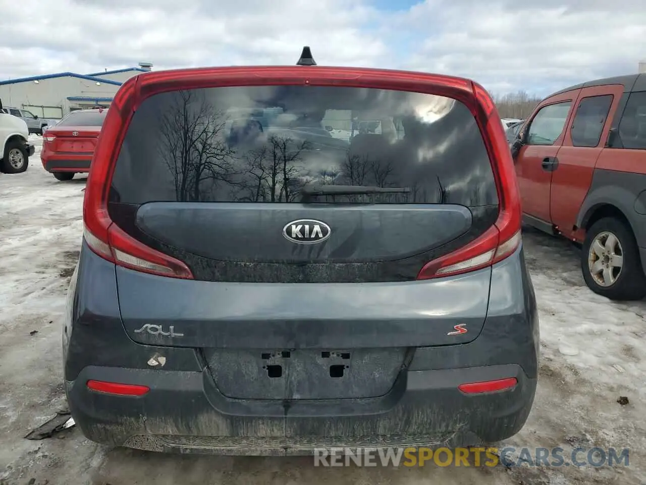 6 fotografías del automóvil dañado KNDJ23AU8L7013687 KIA SOUL 2020