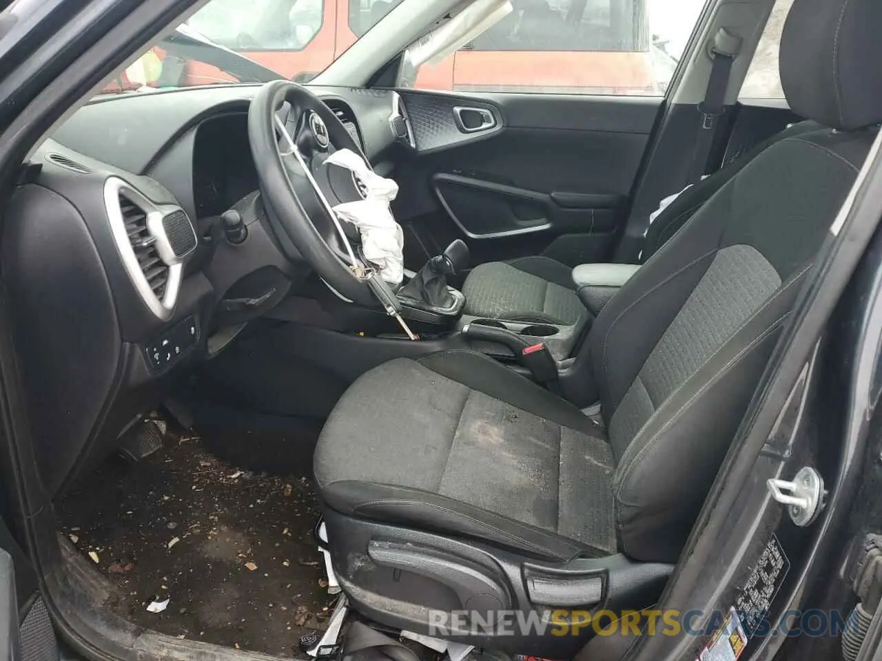 7 fotografías del automóvil dañado KNDJ23AU8L7013687 KIA SOUL 2020