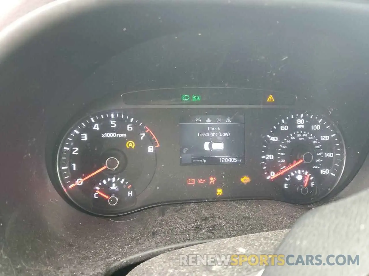 9 fotografías del automóvil dañado KNDJ23AU8L7013687 KIA SOUL 2020