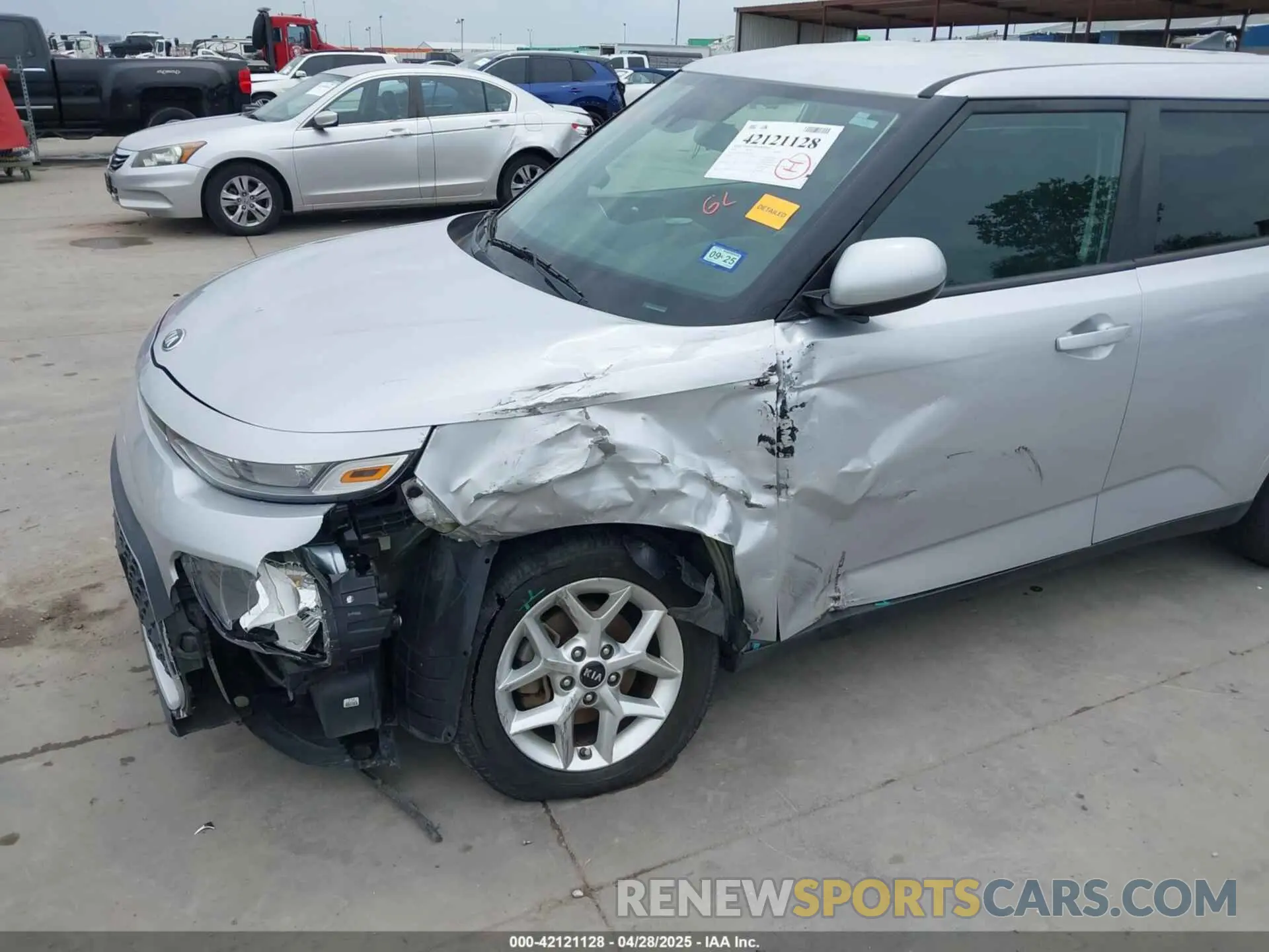 6 fotografías del automóvil dañado KNDJ23AU8L7054546 KIA SOUL 2020