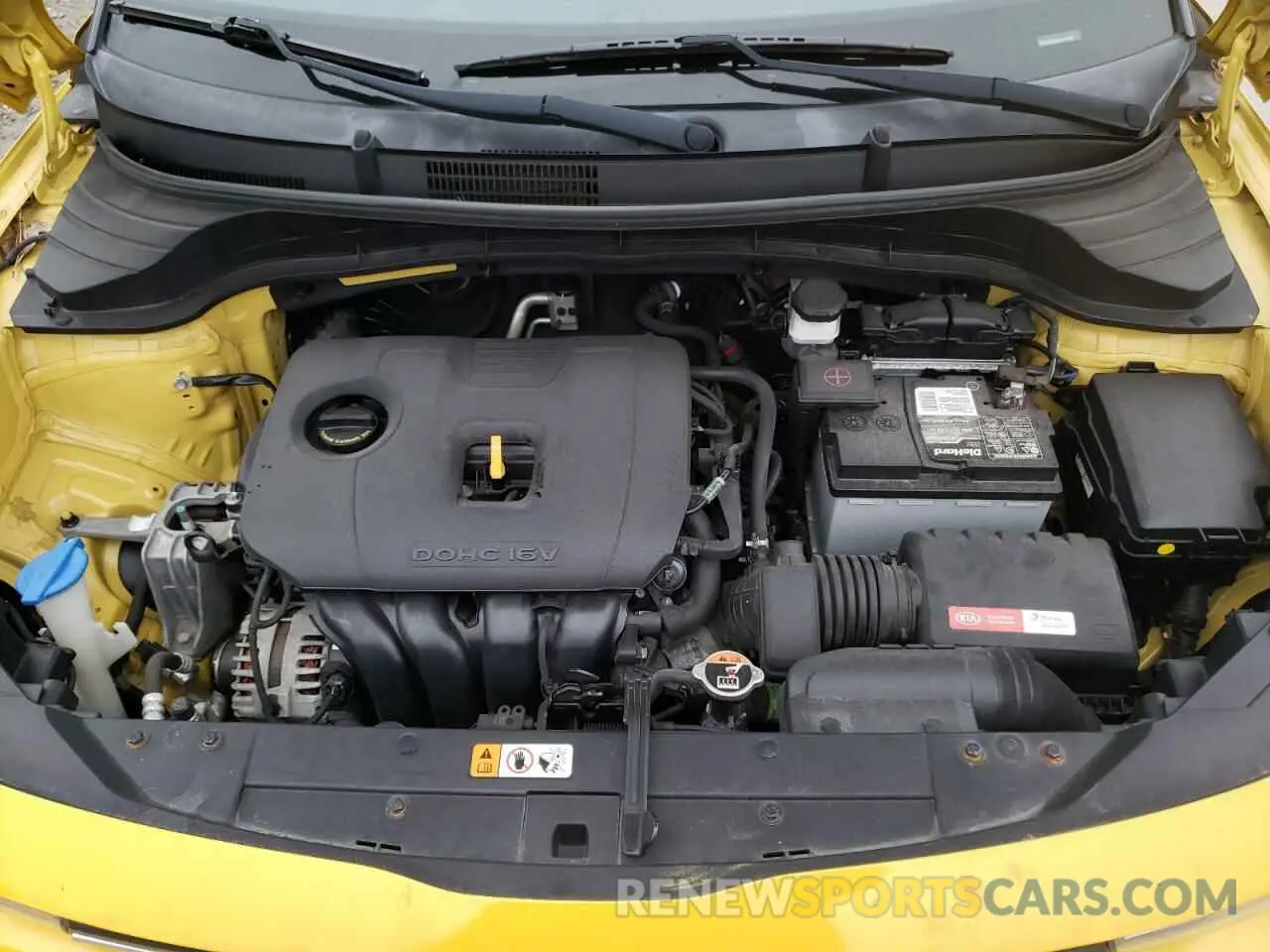11 fotografías del automóvil dañado KNDJ23AU8L7064588 KIA SOUL 2020