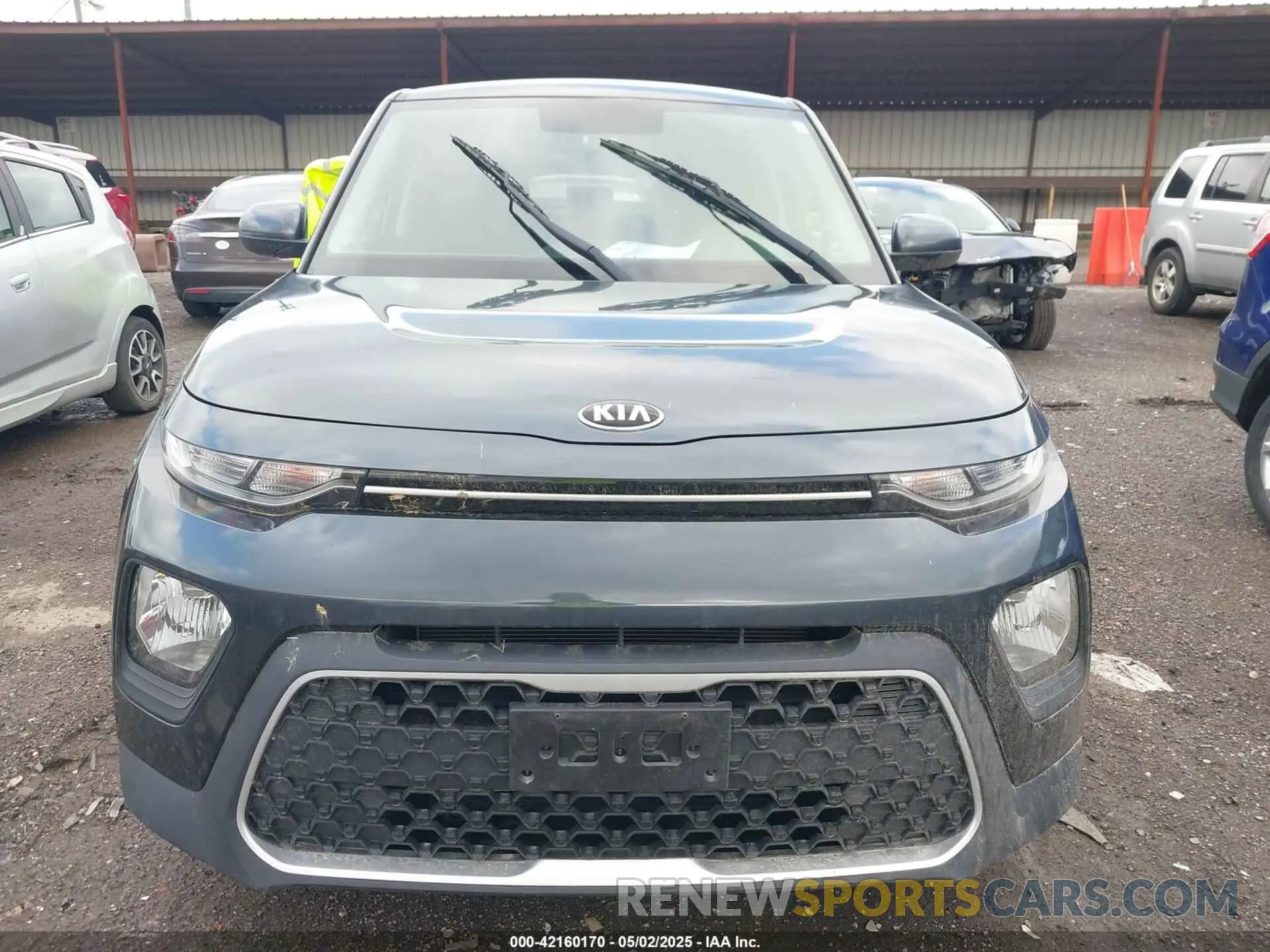 12 fotografías del automóvil dañado KNDJ23AU8L7094125 KIA SOUL 2020