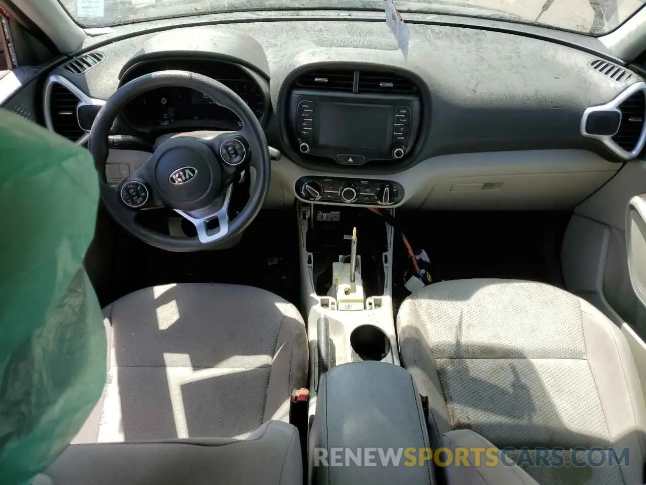 8 fotografías del automóvil dañado KNDJ23AU8L7117757 KIA SOUL 2020