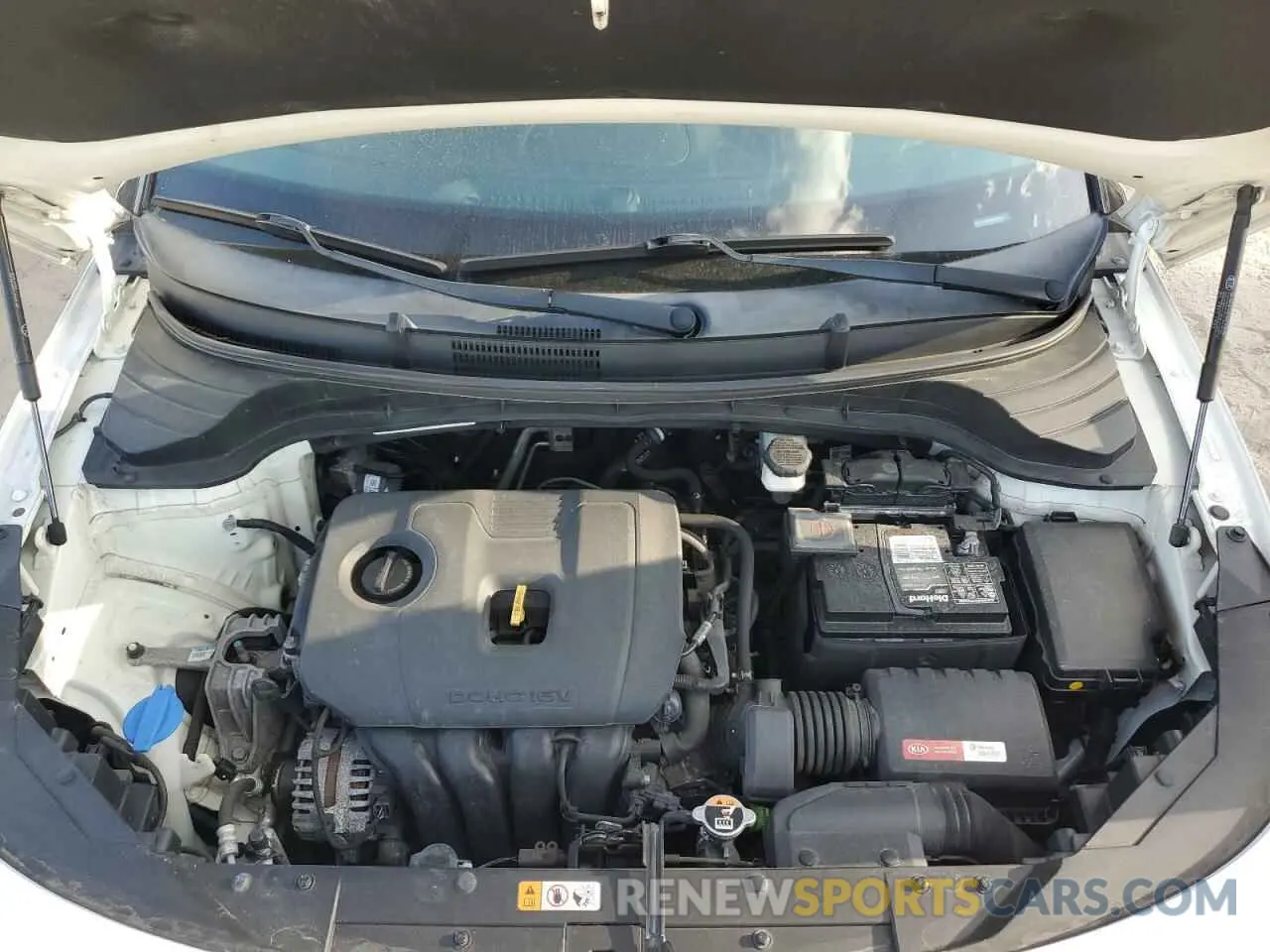 12 fotografías del automóvil dañado KNDJ23AU8L7701009 KIA SOUL 2020