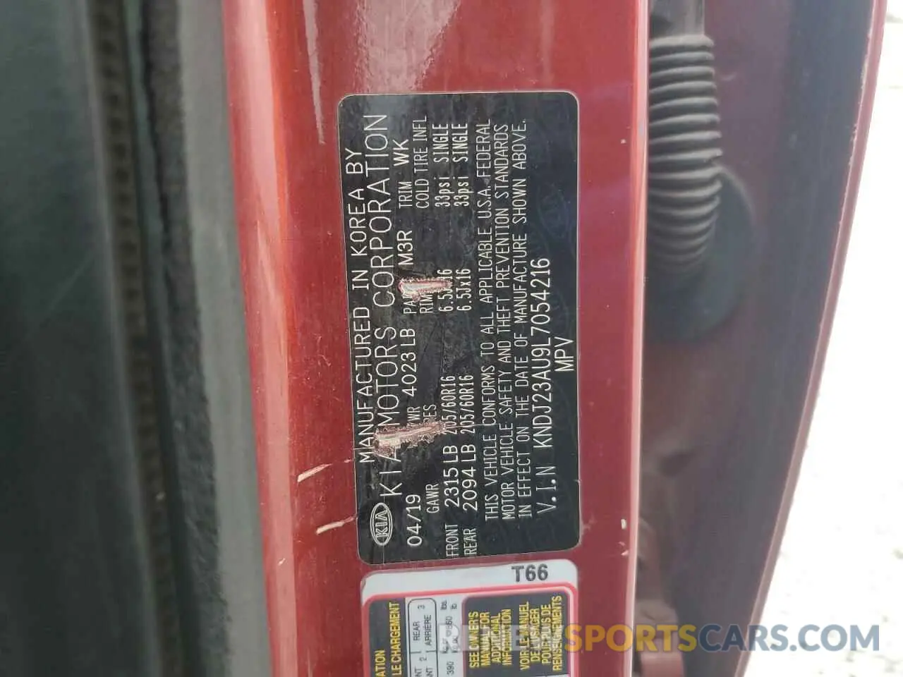 13 fotografías del automóvil dañado KNDJ23AU9L7054216 KIA SOUL 2020
