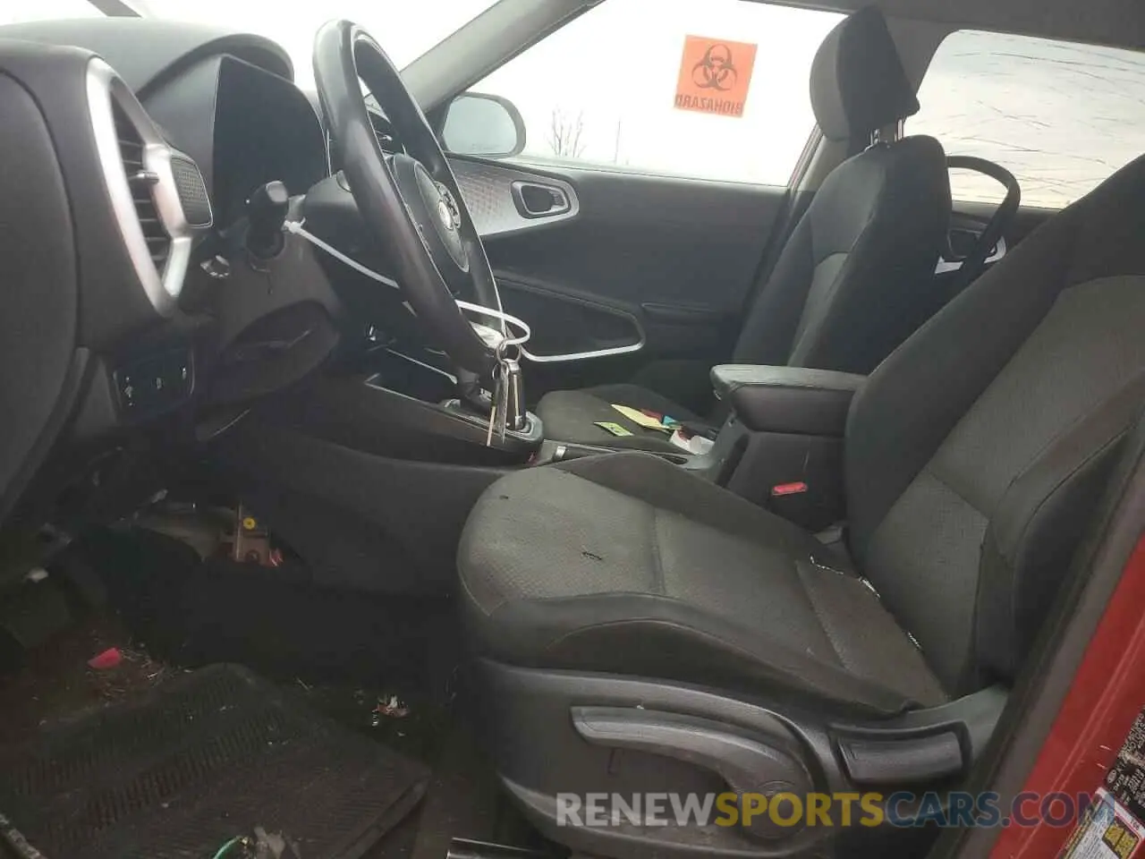 7 fotografías del automóvil dañado KNDJ23AU9L7054216 KIA SOUL 2020