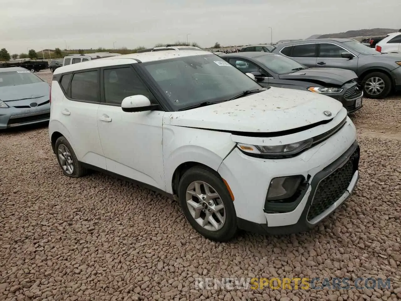 4 fotografías del automóvil dañado KNDJ23AU9L7062137 KIA SOUL 2020