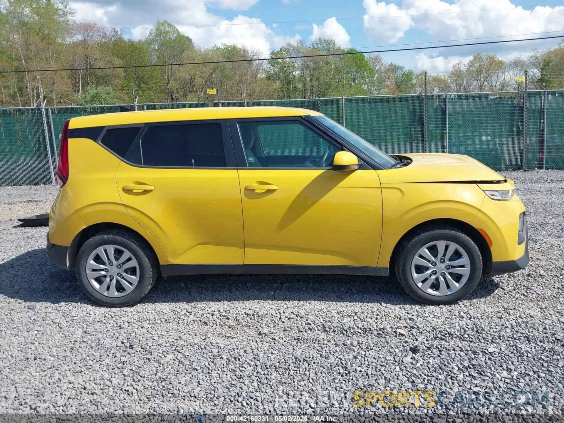 13 fotografías del automóvil dañado KNDJ23AU9L7108842 KIA SOUL 2020