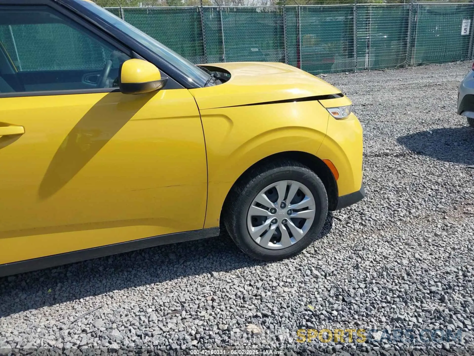 17 fotografías del automóvil dañado KNDJ23AU9L7108842 KIA SOUL 2020