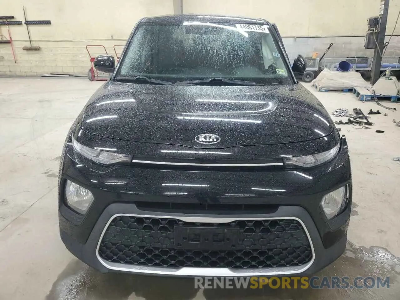 5 fotografías del automóvil dañado KNDJ23AU9L7705019 KIA SOUL 2020