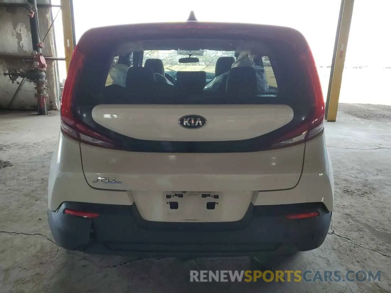 6 fotografías del automóvil dañado KNDJ23AU9L7712603 KIA SOUL 2020
