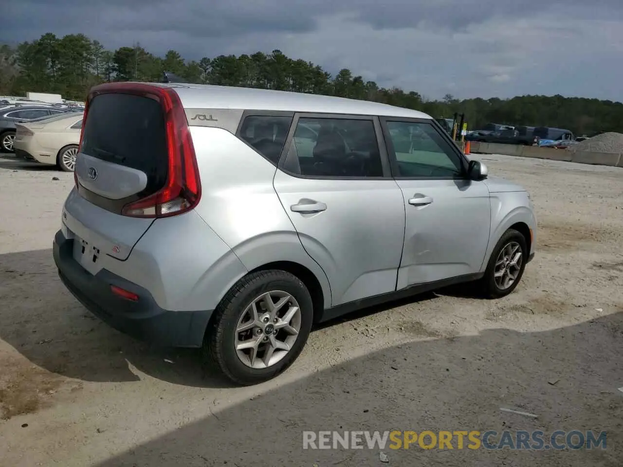 3 fotografías del automóvil dañado KNDJ23AUXL7010578 KIA SOUL 2020