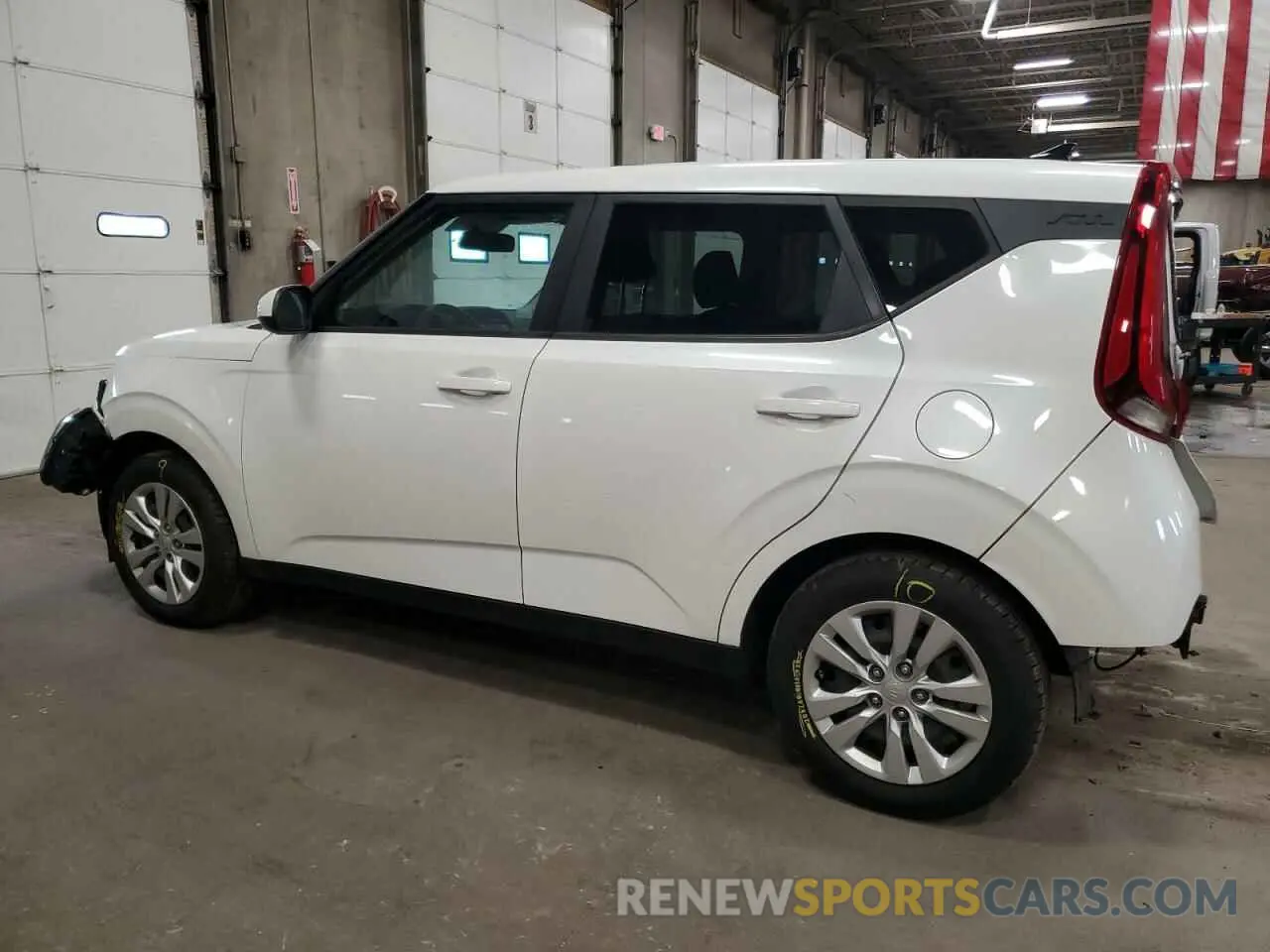 2 fotografías del automóvil dañado KNDJ23AUXL7067024 KIA SOUL 2020