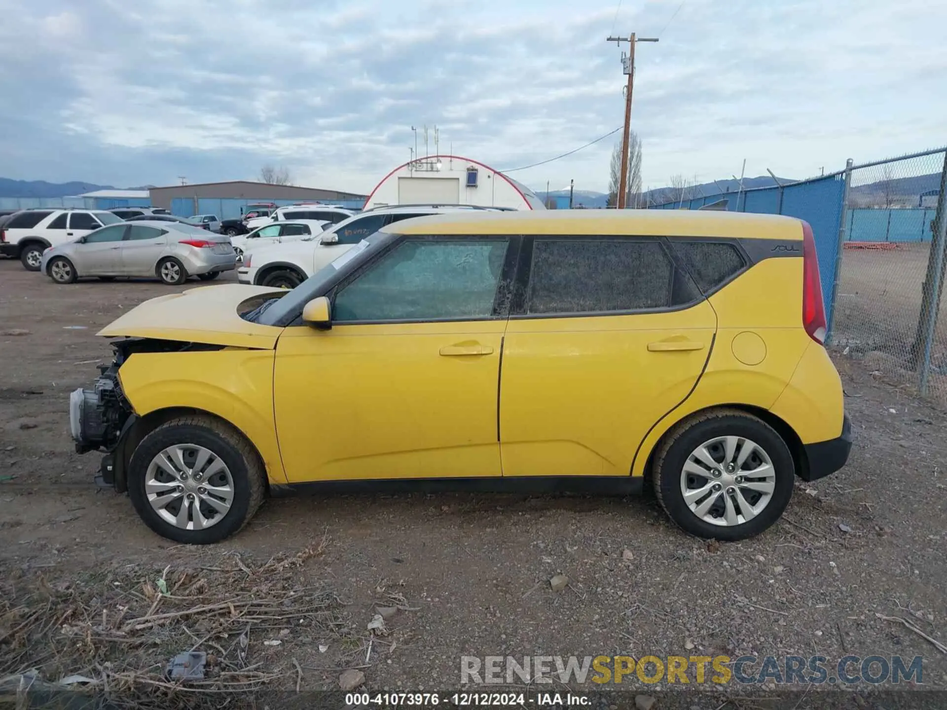 15 fotografías del automóvil dañado KNDJ23AUXL7076743 KIA SOUL 2020