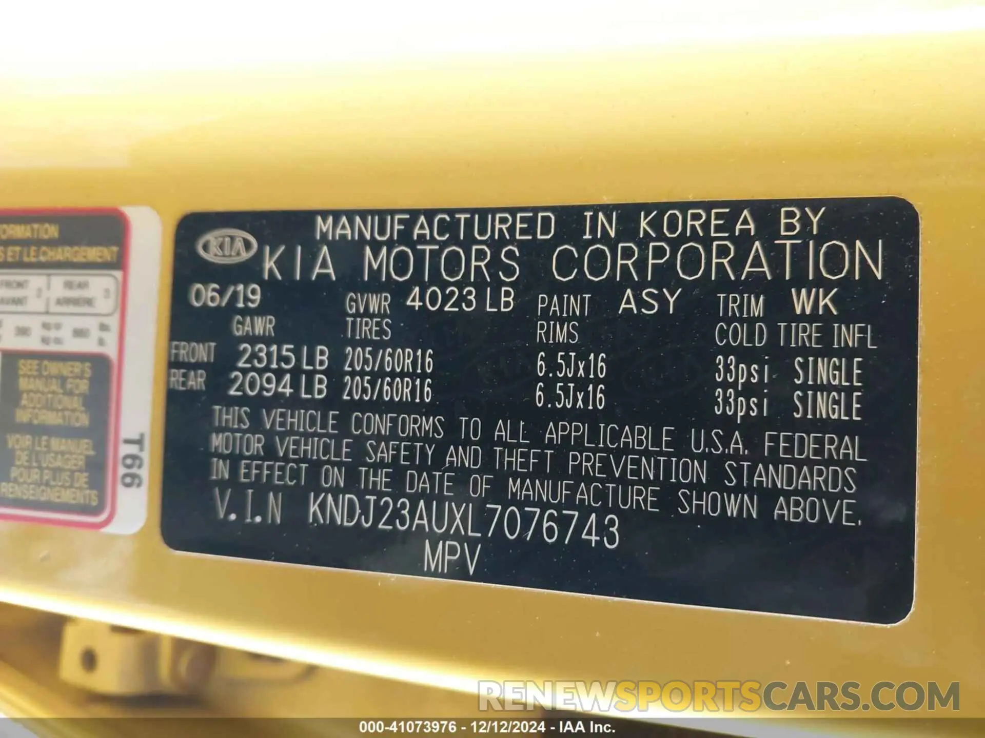 9 fotografías del automóvil dañado KNDJ23AUXL7076743 KIA SOUL 2020